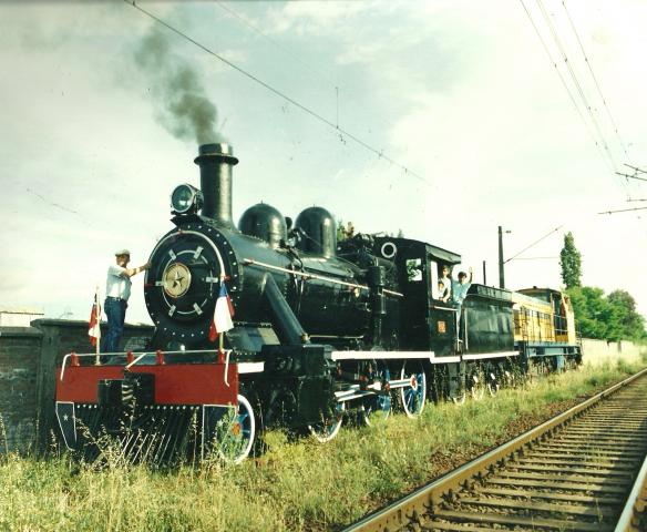 Archivo:Locomotora a vapor N.° 607 tipo 57.jpg