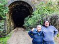 Diego Grez, director de El Marino, junto al historiador Antonio Saldías González visitan el Túnel El Árbol