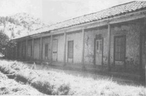 Edificio de la antigua escuela de La Huerta, donde funcionó la municipalidad comunal