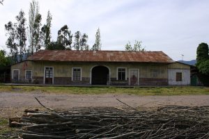 Archivo:La ex-estación de ferrocarriles de Placilla.jpg